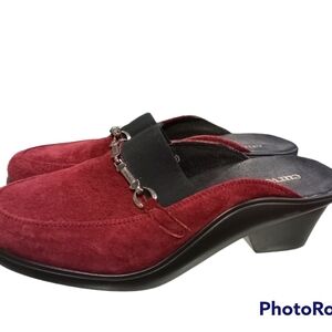Curvatures burgundy women’s suede mules